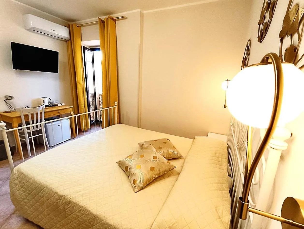 לינה וארוחת בוקר קטאניה Dama Rooms איטליה